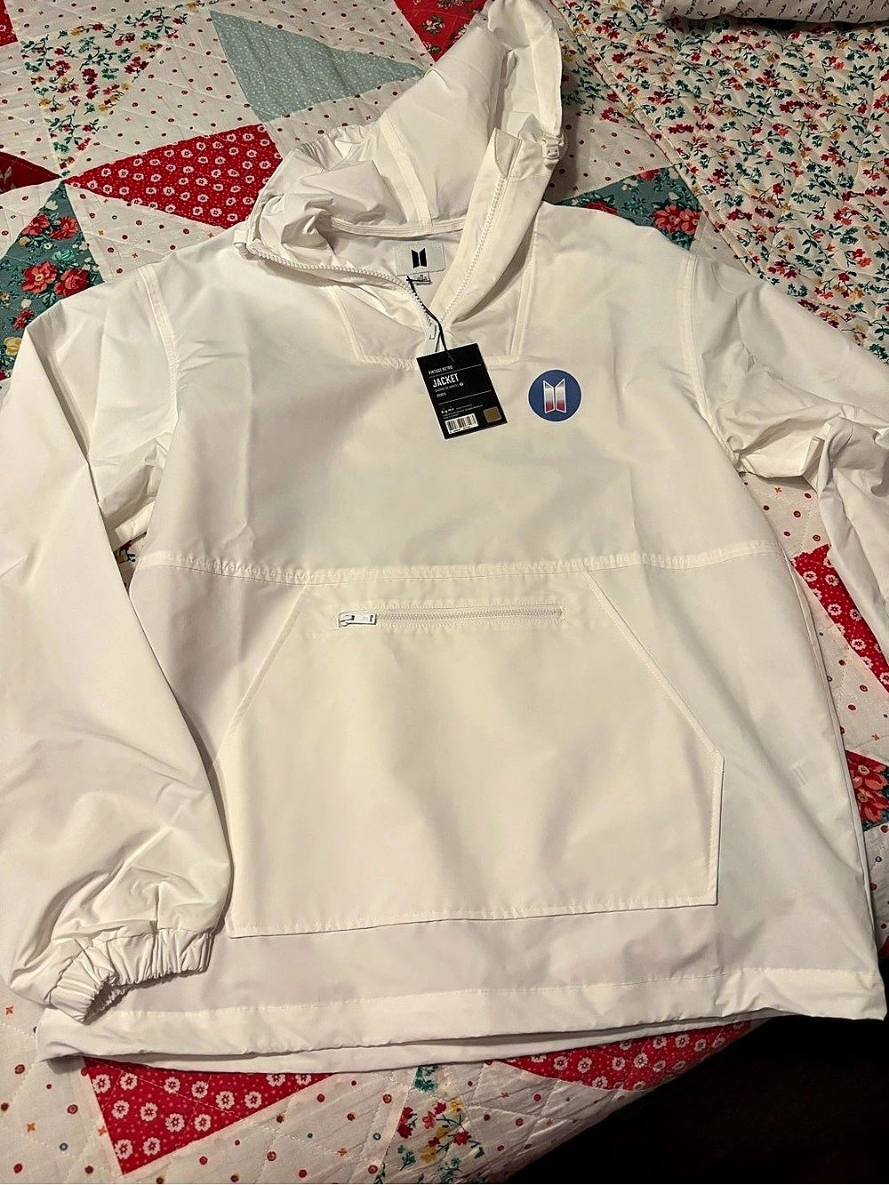 BTS Anorak (j-hope) ) White Hooded windbreaker Jacket Size Medium unisex